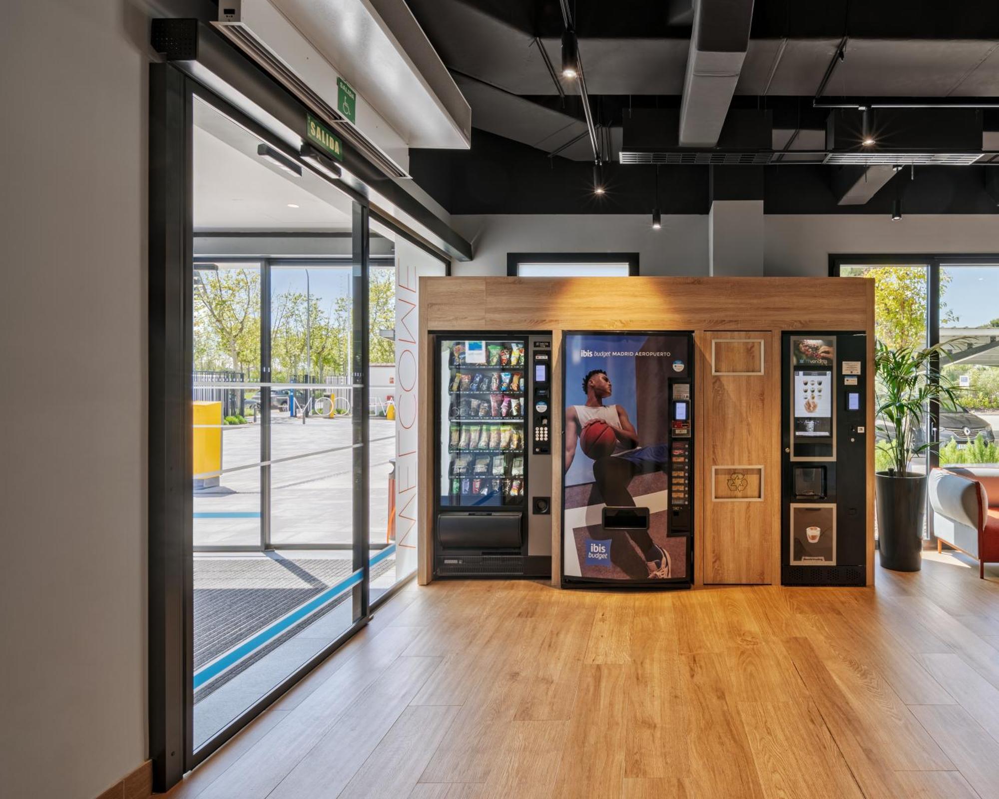 Ibis Budget Madrid Aeropuerto Dış mekan fotoğraf