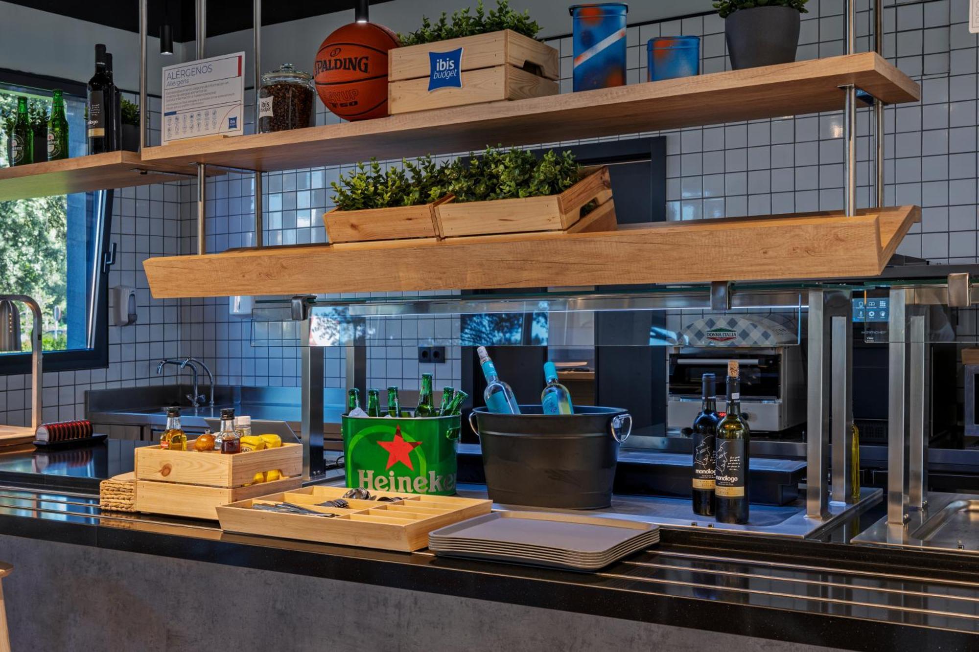 Ibis Budget Madrid Aeropuerto Dış mekan fotoğraf