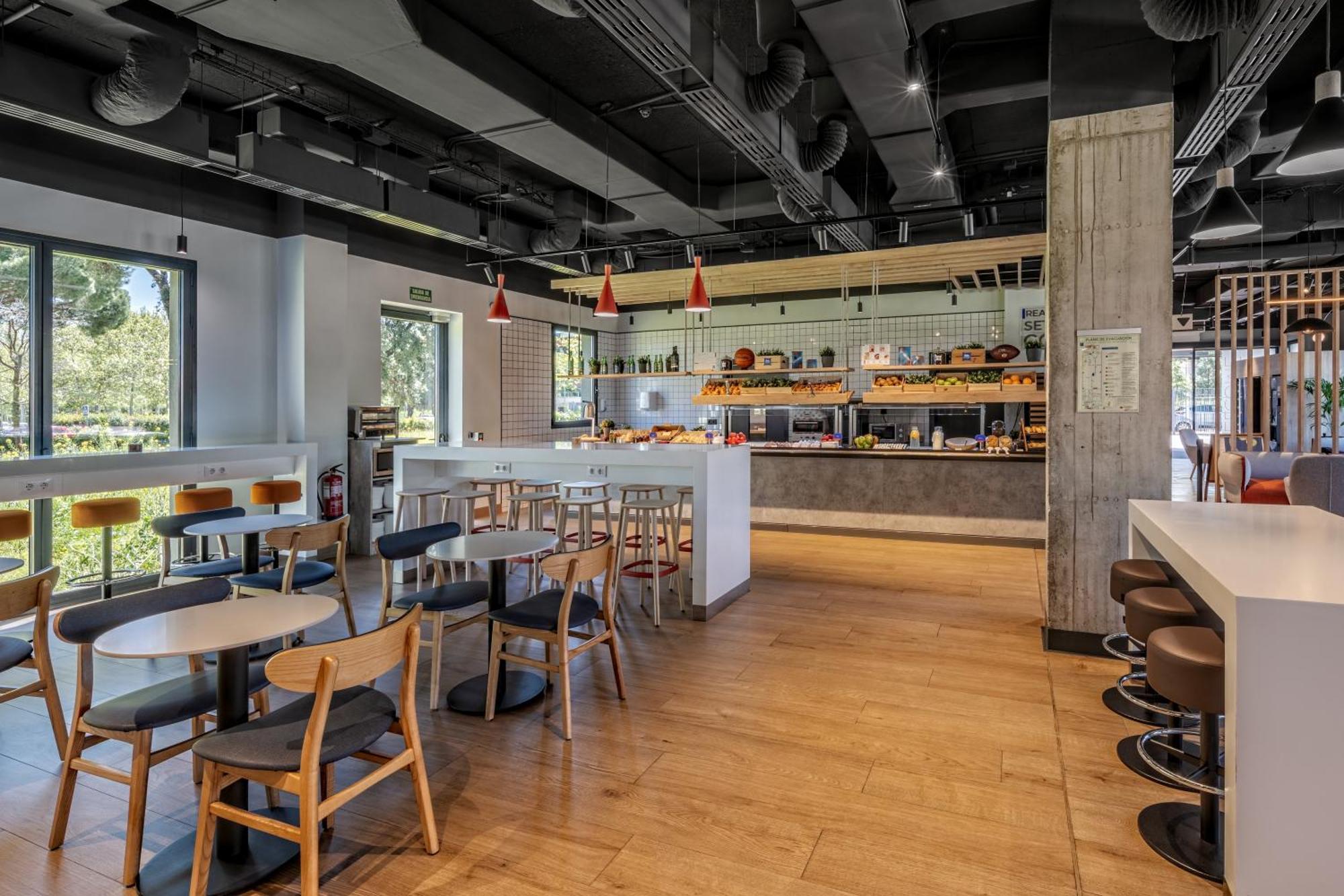 Ibis Budget Madrid Aeropuerto Dış mekan fotoğraf