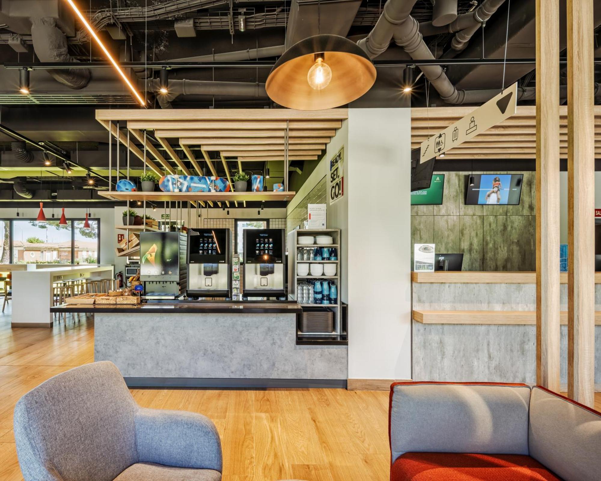 Ibis Budget Madrid Aeropuerto Dış mekan fotoğraf