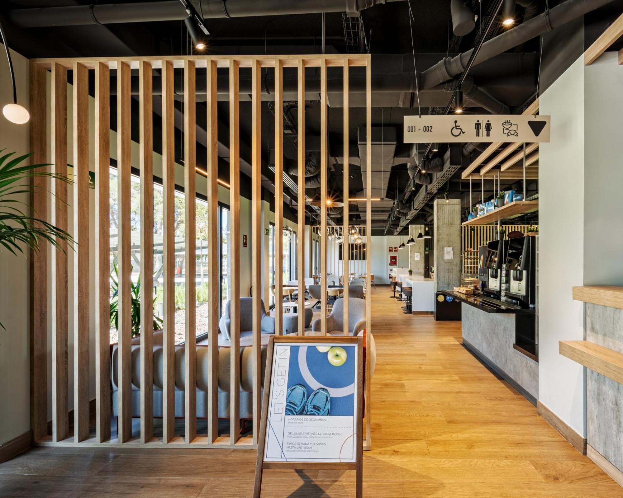 Ibis Budget Madrid Aeropuerto Dış mekan fotoğraf