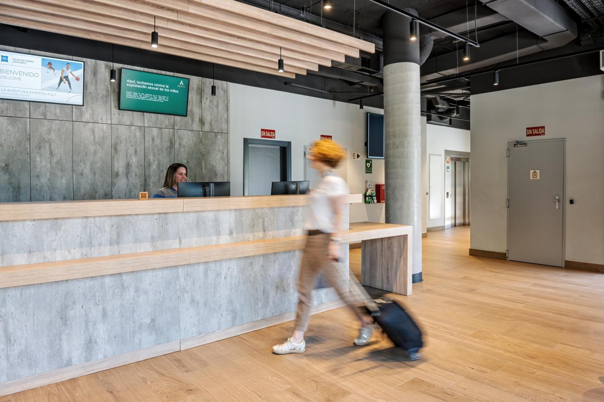 Ibis Budget Madrid Aeropuerto Dış mekan fotoğraf